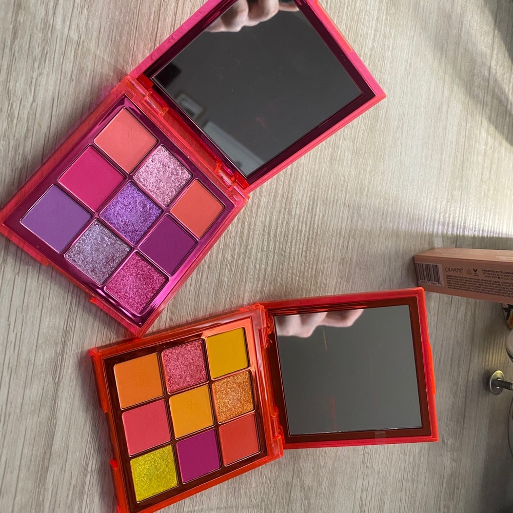 Huda beauty neon obsessions palette